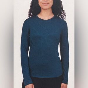 SEG’MENTS Long Sleeves Top. 100% Merino Wool.